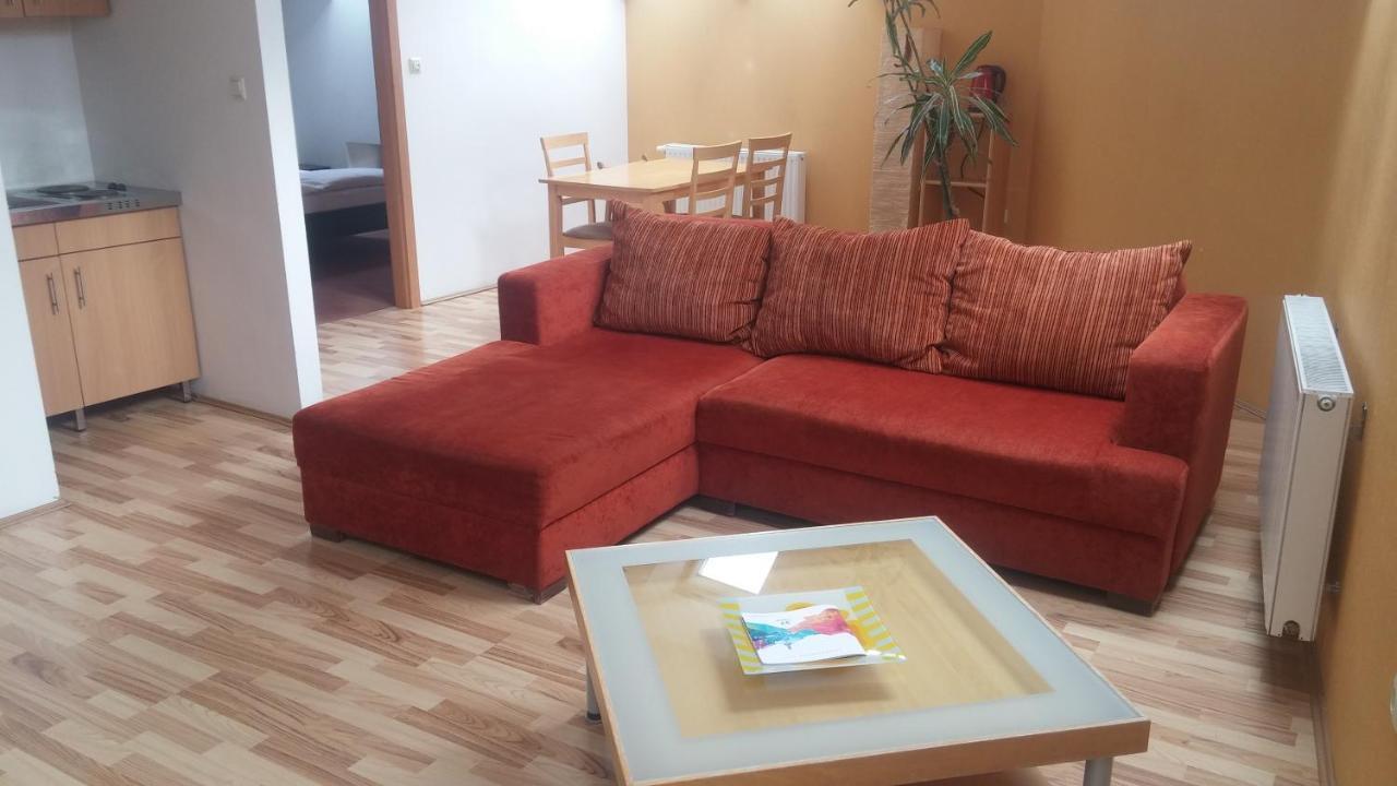 Central Apartman Sopron Eksteriør bilde